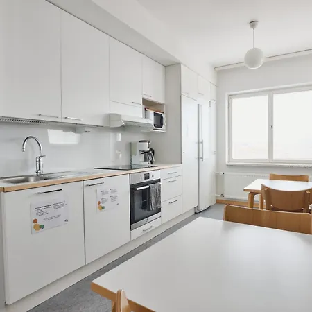 Toeoeloe Towers 4*