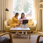 Toeoeloe Towers 4* Helsinki