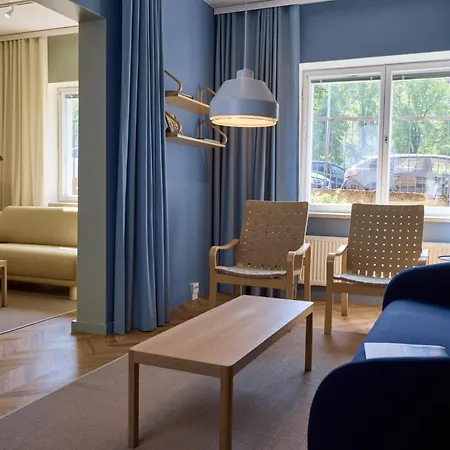 Toeoeloe Towers Aparthotel Helsinki