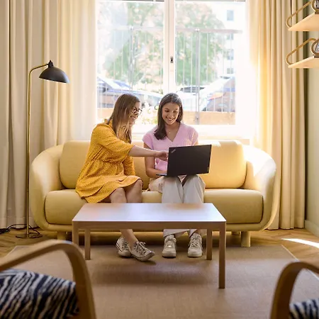 Toeoeloe Towers 4* Helsinki