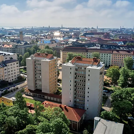 Toeoeloe Towers Aparthotel Helsinki