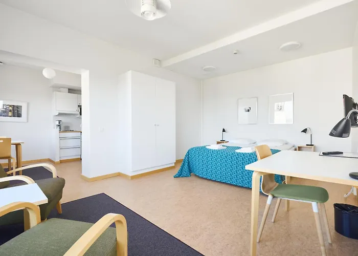 Töölö Towers Aparthotel 4*