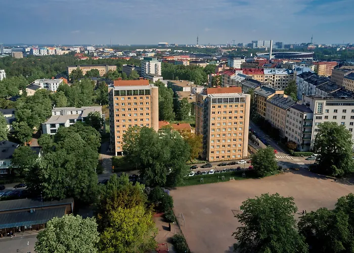 Toeoeloe Towers Aparthotel 4*