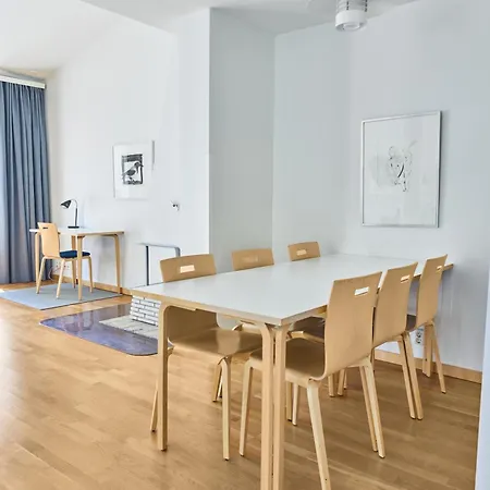 Toeoeloe Towers 4* Helsinki