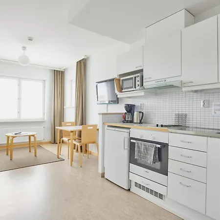 Toeoeloe Towers Aparthotel 4*